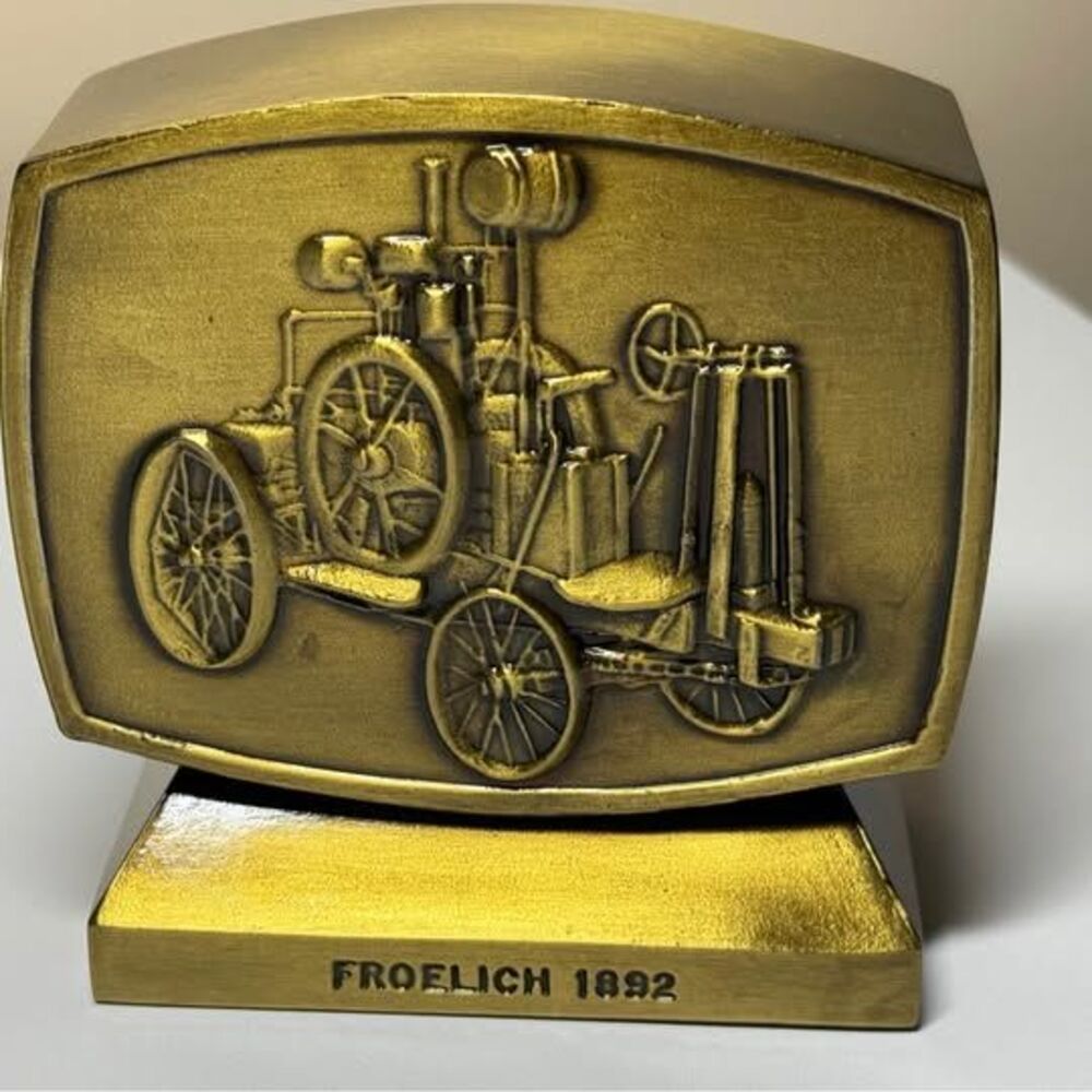 Banthrico John Deere Employees Credit Union Froelich 1892 Coin Bank 1981